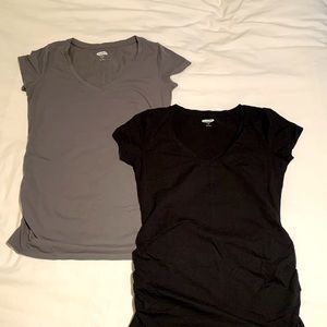 Old Navy Maternity Short Sleeved Shirts (2)
